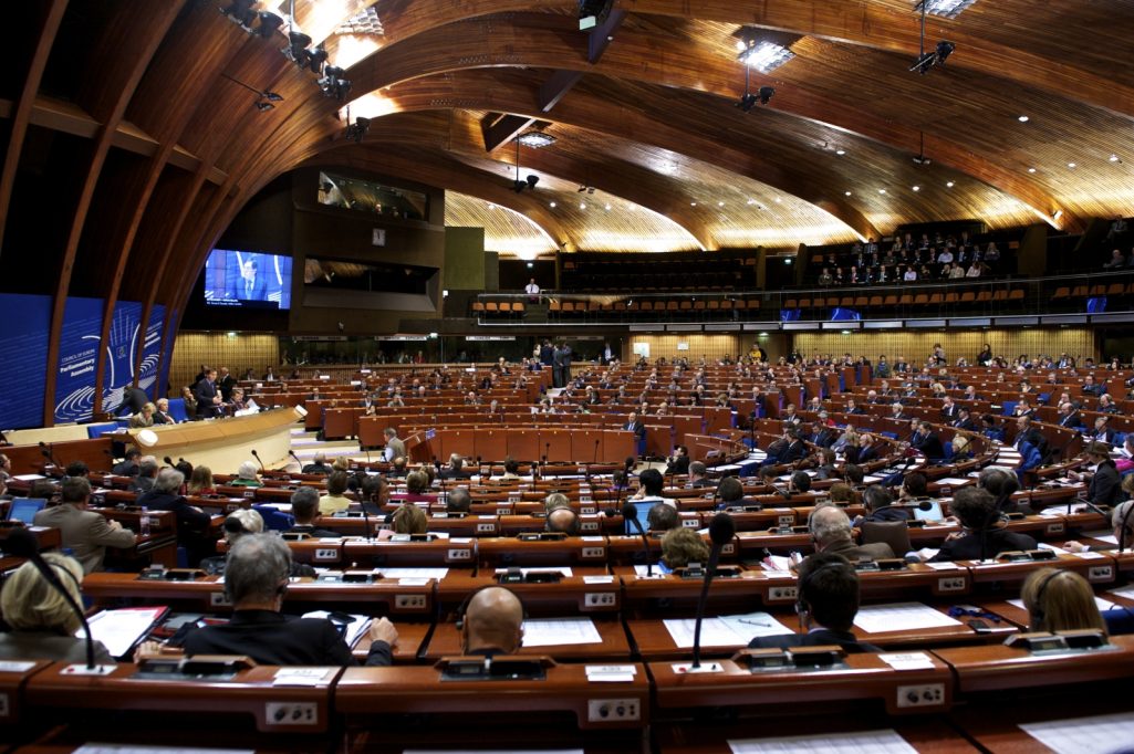 România a semnat Convenția de la Istanbul. Semnarea Convenției privind prevenirea și combaterea violenței împotriva femeilor este un reper istoric pentru țara noastră