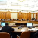 Comisia juridică începe astăzi dezbaterile pe legea insolvenței persoanelor fizice