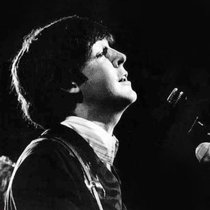 Paul McCartney împlineşte astăzi 73 de ani