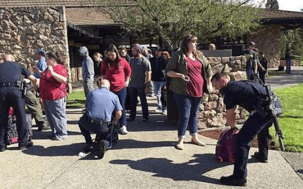 Atac armat într-un campus universitar din Oregon, SUA
