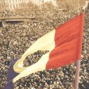 În urmă cu 26 de ani, mişcările îndreptate împotriva regimului comunist începute la Timişoara, la 15 decembrie 1989, se răspândeau şi în Bucureşti, transformându-se în revoluţia ce a dus la eliberarea României şi a românilor de sub regimul lui Nicolae Ceauşescu.