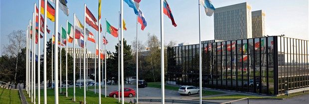 Recenta decizie a Curții de Justiție a Uniunii Europene conform căreia directiva Uniunii Europene privind salvarea de la faliment a băncilor prin confiscarea depozitelor clienților este legală creează un precedent extrem de periculos