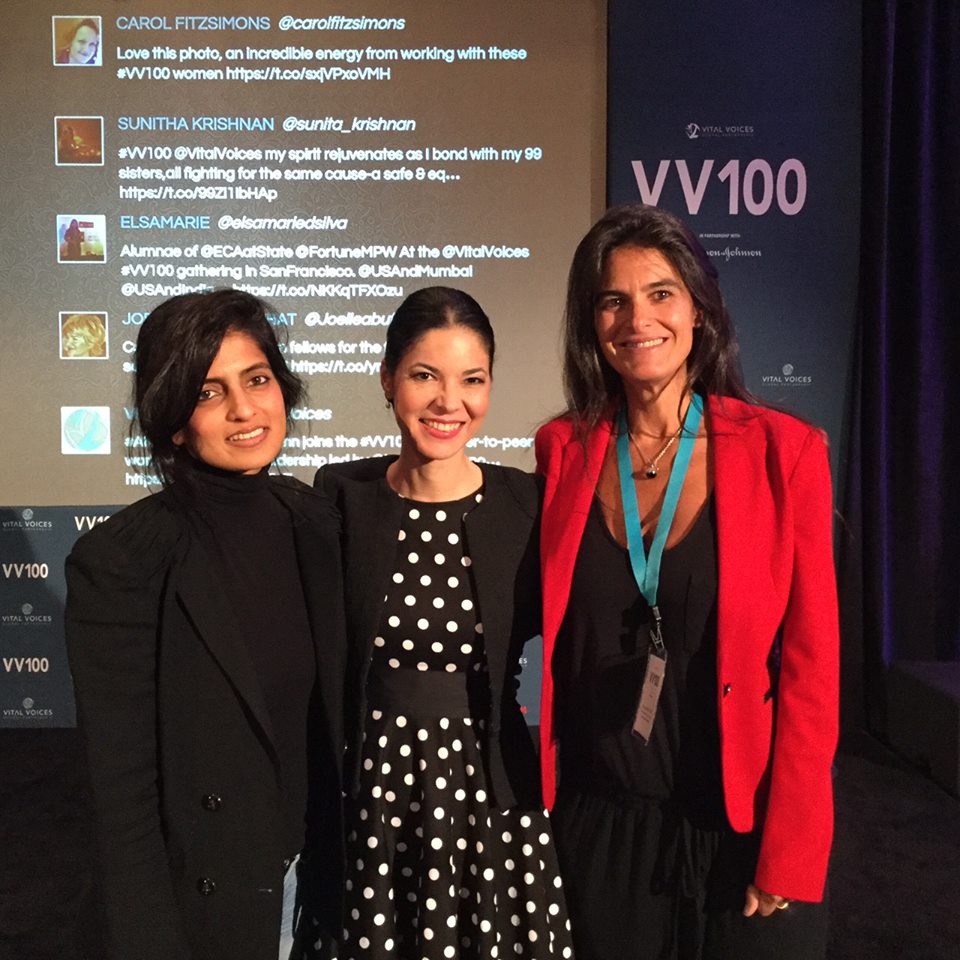 Alături de ambasadoarele Vital Voices, Akanksha Hazari (foto stânga), o femeie de afaceri din India care deține una dintre cele mai de success companii de telefonie mobilă, și Gabriela Hoch din Argentina (foto dreapta), expert în PR, ce conduce o platformă deosebit de activă dedicată promovării femeilor antreprenor din țara sa