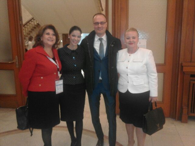 Împreună cu doamna Rovana Plumb, domnul Alexandru Cumpănașu și Rodica Nassar la Conferința "Relansând Europa — o nouă Europă socială"