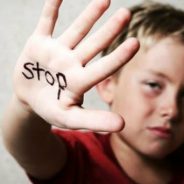 4 iunie – Ziua internațională a copiilor victime ale agresiunii